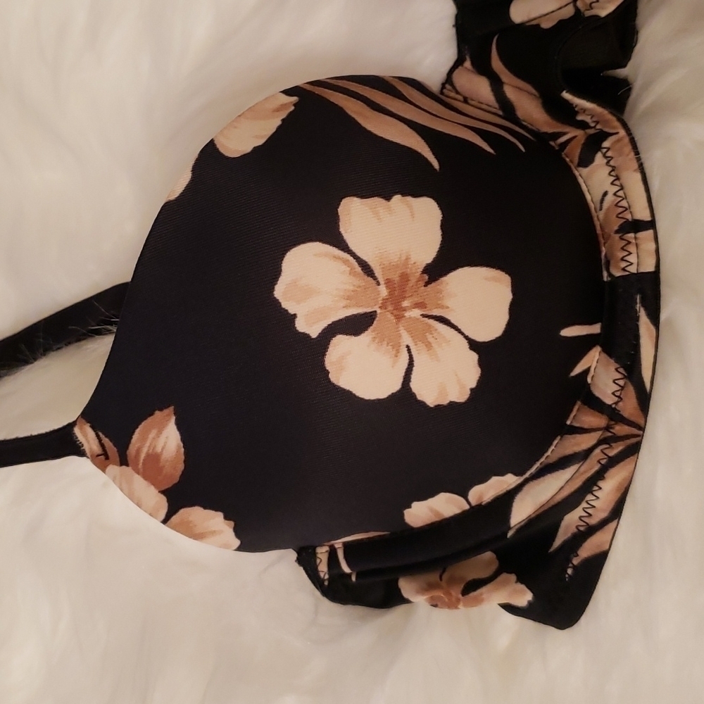 pink Victoria's Secret Wear Everywhere Bra - Picture 4 of 11